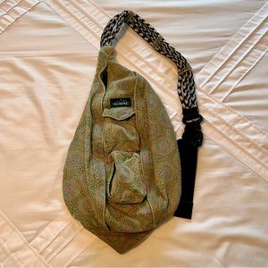 Kavu Limited Edition Shoulder/Crossbody Bag